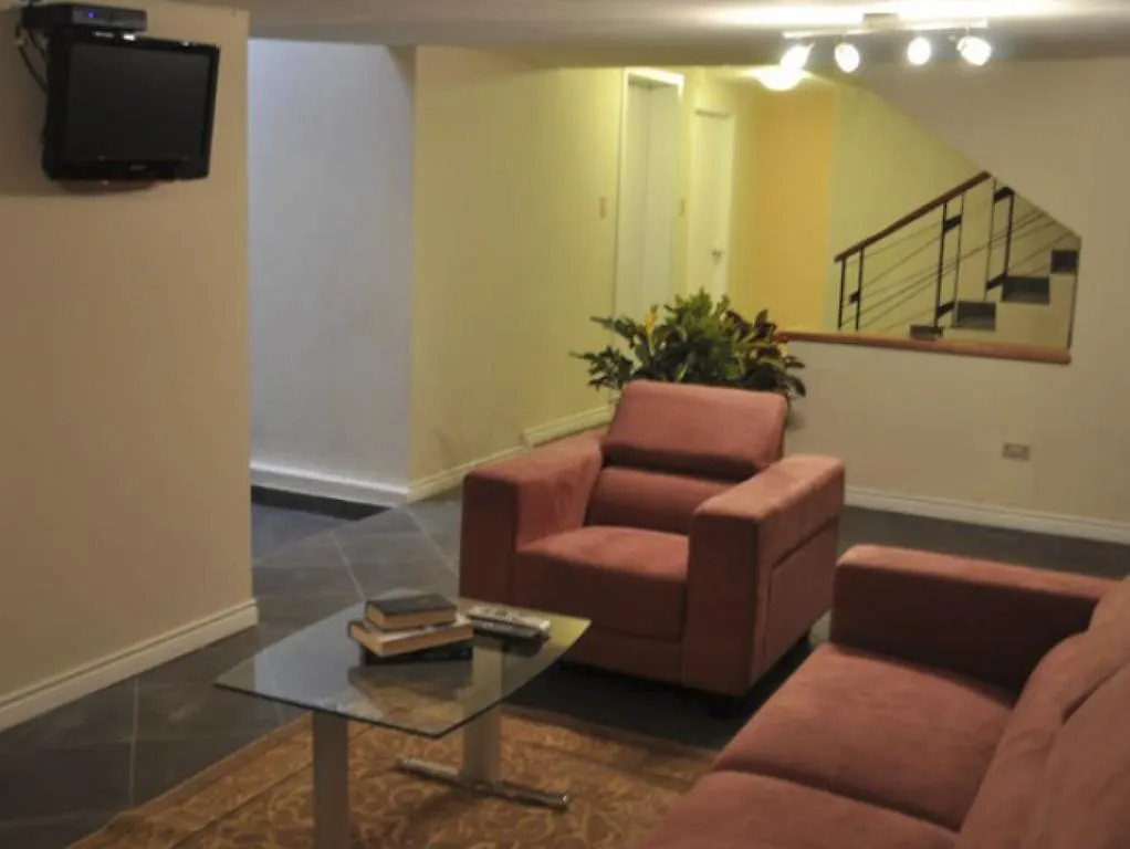 Hostal Casa Valladolid 基多